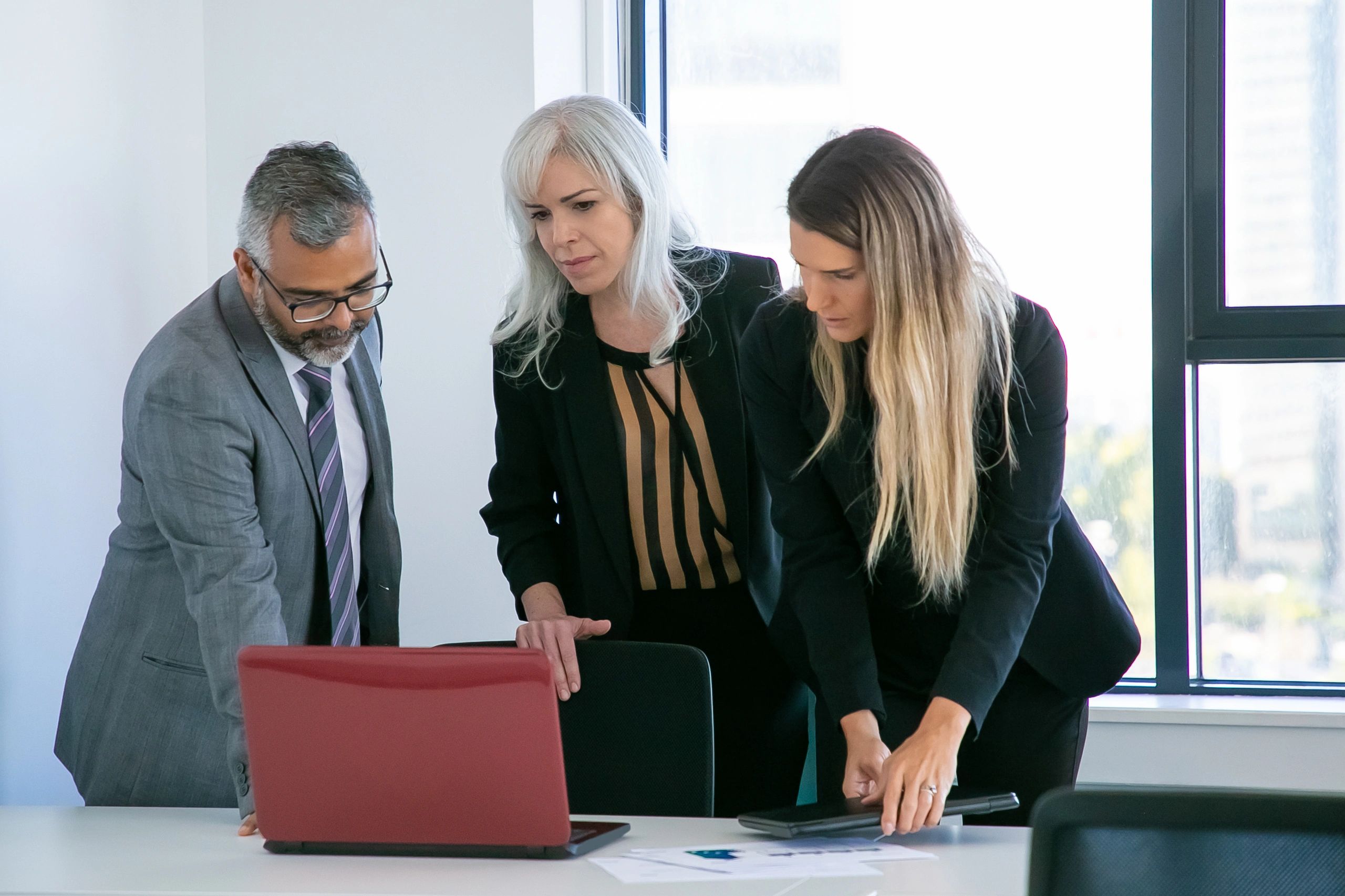 Presentación de estrategia de compliance a equipo empresarial